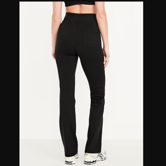 Old Navy Extra High-Waisted CloudComfy Flare Leggings Pants in Black (M TALL)NWT - Picture 2 of 12